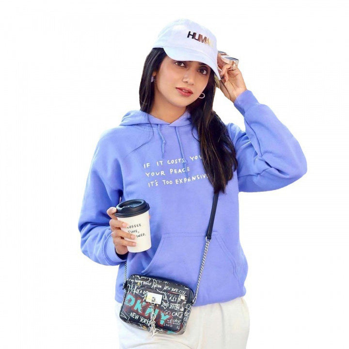 Women's hoodie with inspiring quote and comfortable fit Lune London