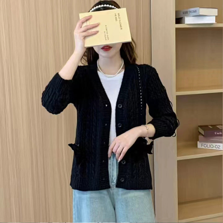 Women's jacket with decorative pockets and wave pattern Lune London