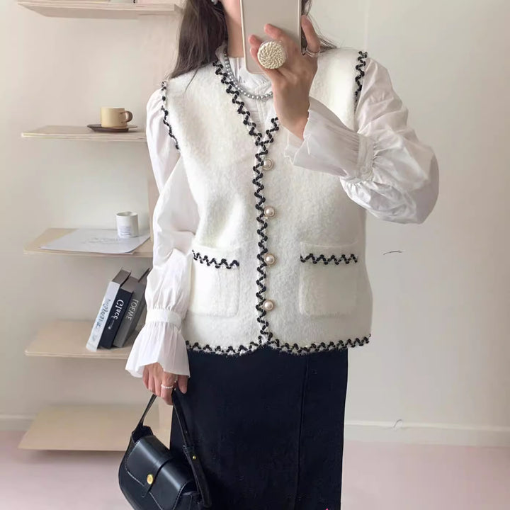 Knit vest for ladies with pearl buttons and contrasting details Lune London