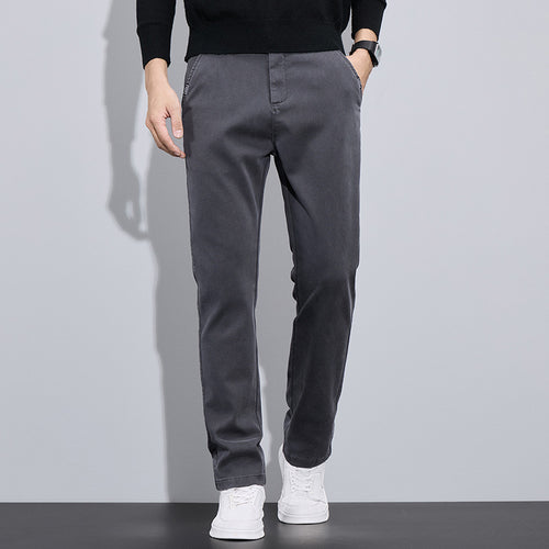 Elegant chino pants for men with slim-fit cut and versatile pockets Lune London