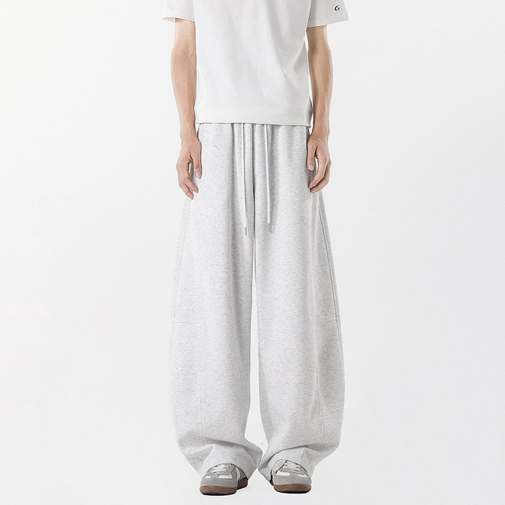 Casual wide pants for men with elastic waistband and practical side pockets Lune London