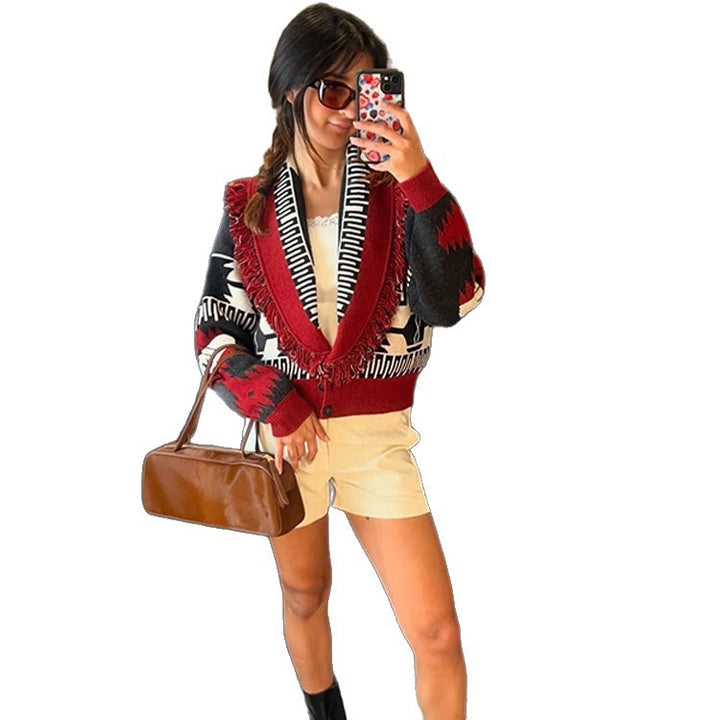 Knit cardigan for women with fringe details and a geometric pattern Lune London