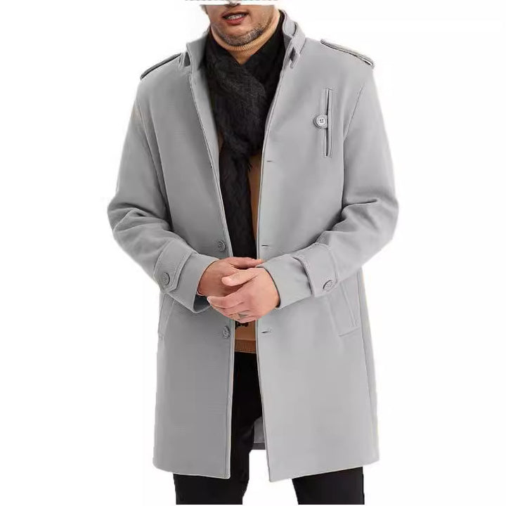 Elegant transitional coat for men with practical pockets and high collar Lune London