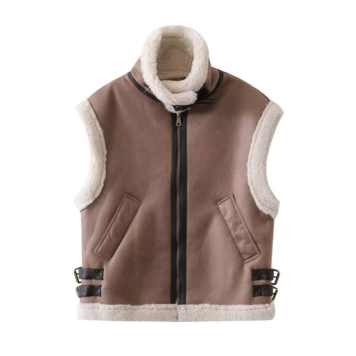 Trendy women's jacket with soft lining and elegant details Lune London