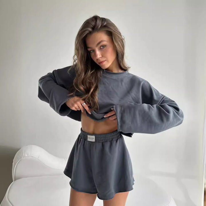 Lune London Women's Leisure Top and Short Set