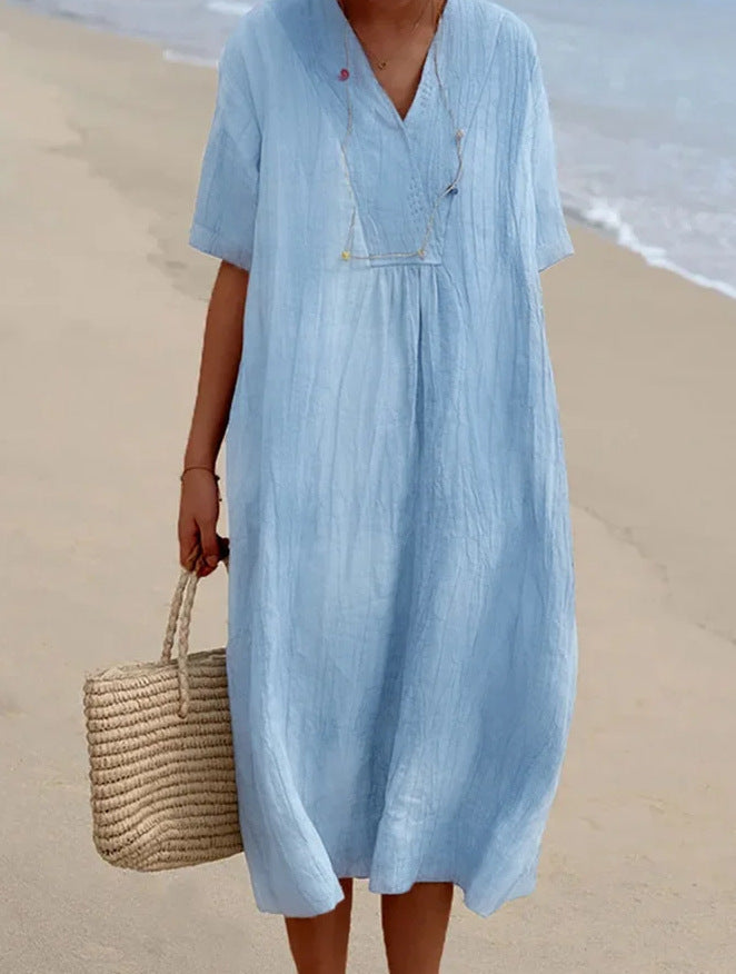 Casual midi dress for women with V-neck and comfortable short sleeves Chic and Style