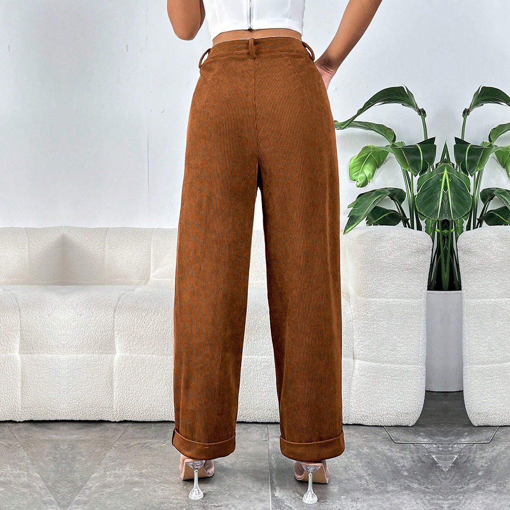 Pantalons en velours côtelé larges pour femmes avec taille mi-haute et plis élégants Chic & Stil
