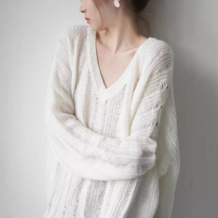 Pull en tricot épais pour femmes avec décolleté en V profond et coupe décontractée Chic & Stil