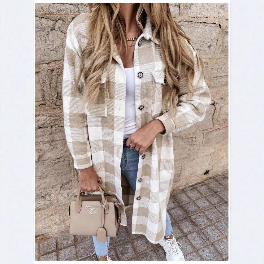 Oversized plaid jacket for women with practical pockets and chic button details