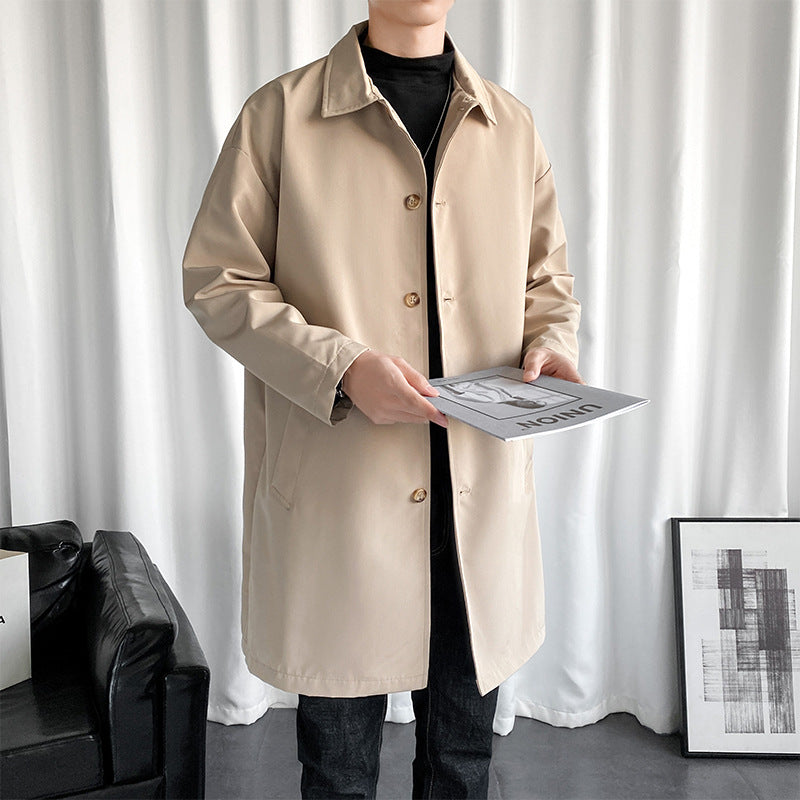 Versatile transitional jacket for men with practical pockets and modern fit Lune London