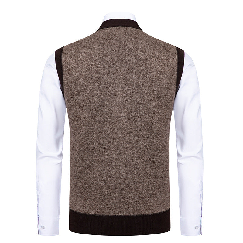 Elegant knitted jacket for men with a modern diamond pattern Lune London