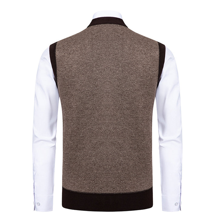 Elegant knitted jacket for men with a modern diamond pattern Lune London