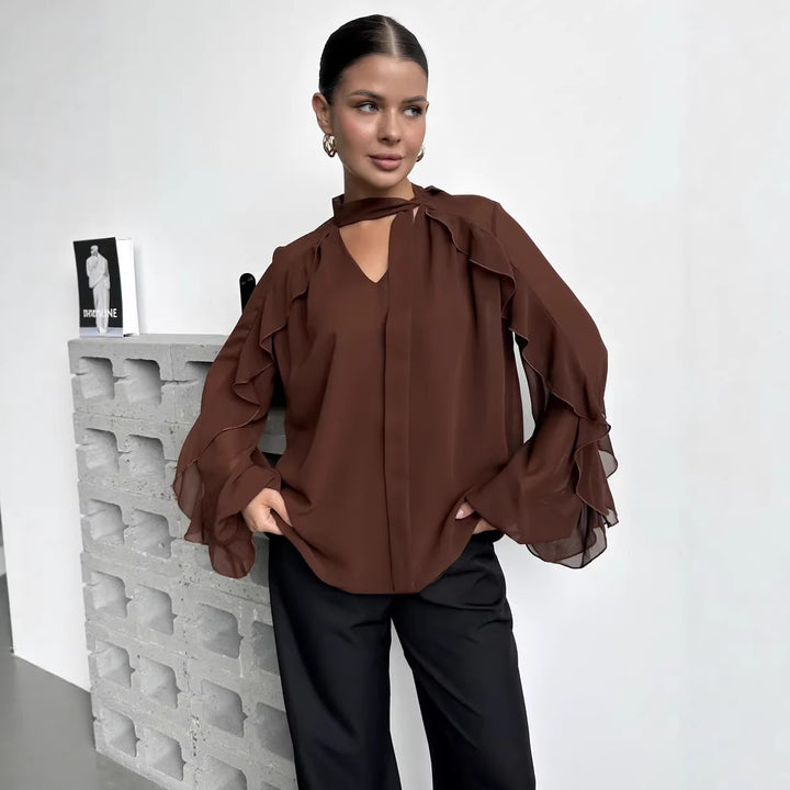 Blouse en chiffon pour femmes avec volants et décolleté moderne Chic & Stil