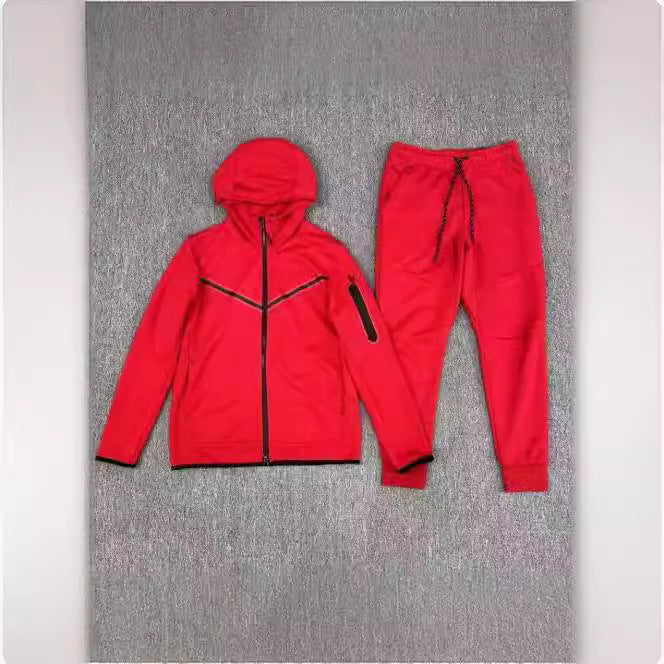 Modern tracksuit for men with ergonomic cut and breathable materials Lune London