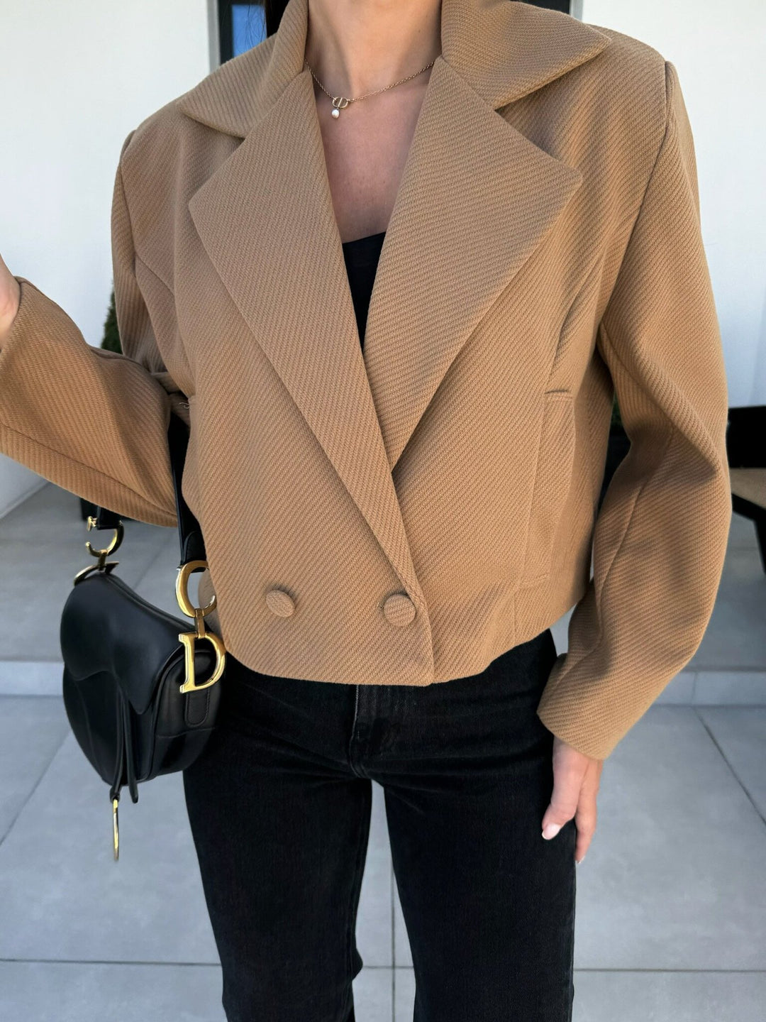 Ladies Elegant Oversized Blazer with double-breasted buttons and textured fabric Lune London