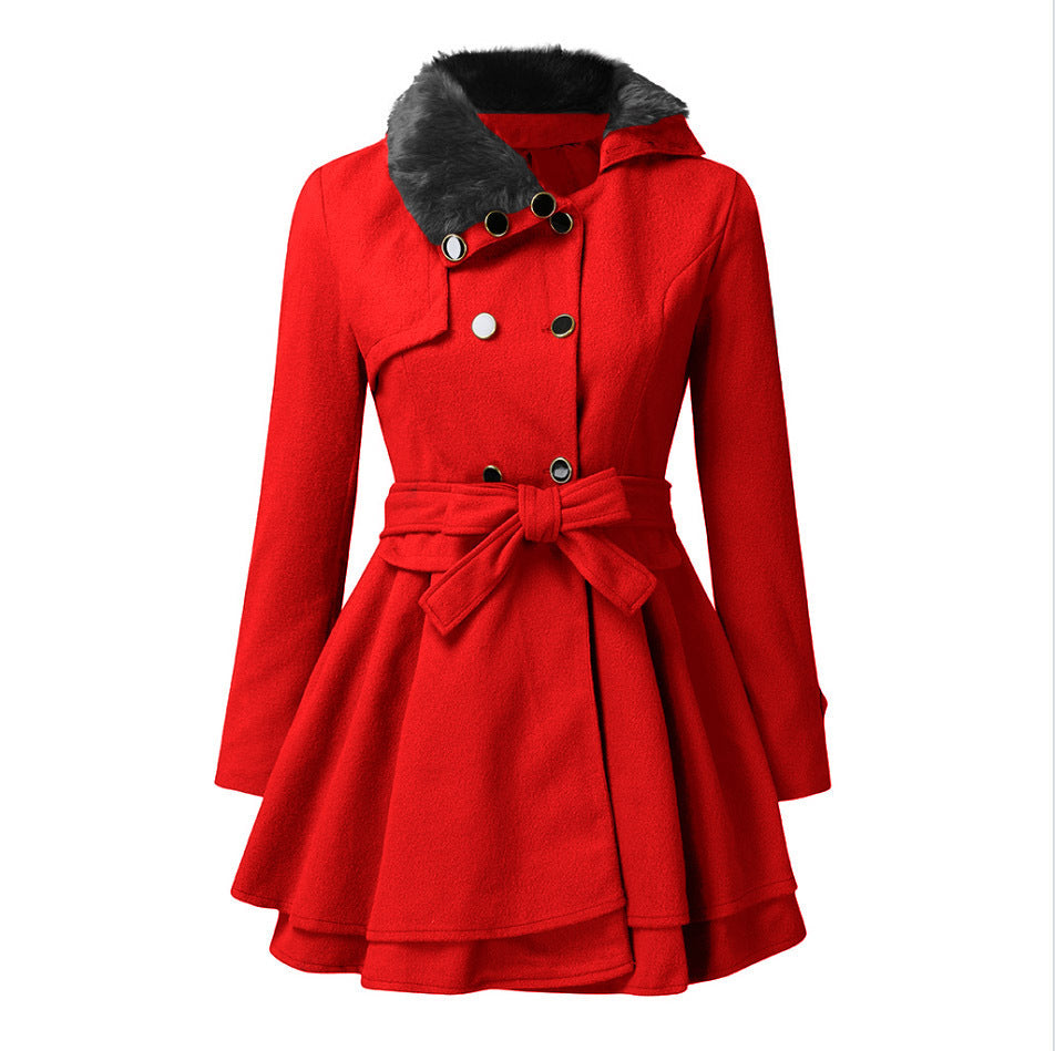 Trendy trench coat for women with soft collar and flared cut Lune London