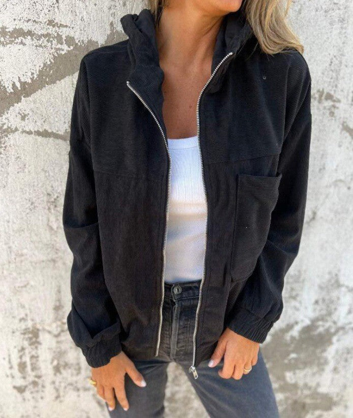 Casual corduroy jacket for women with convenient pockets and stylish zipper Lune London