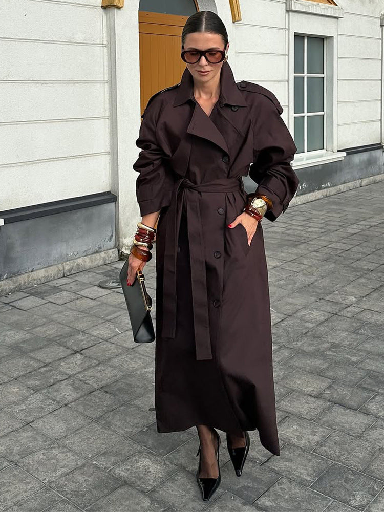 Trendy trench coat for women with belt and voluminous sleeves Lune London