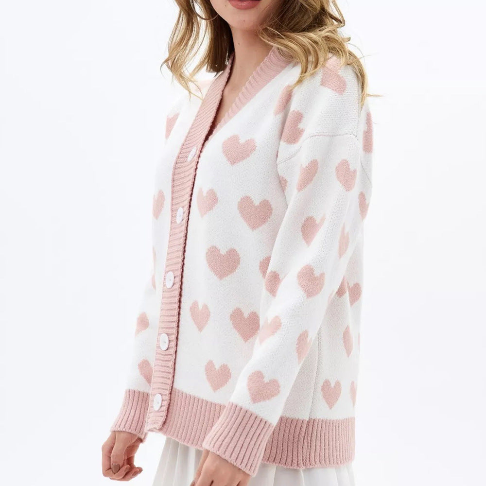 Cardigan pour femmes avec motif cœur et fermeture à bouton Chic & Stil