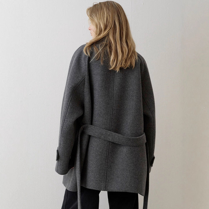 Manteau en laine à la mode pour femme avec col montant et ceinture à la taille Chic & Stil