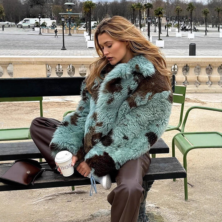 Faux fur jacket for women with modern patterns and voluminous sleeves Lune London