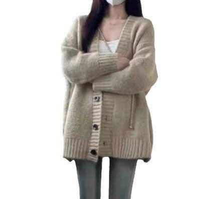 Ladies chunky knit cardigan with voluminous sleeves and buttoned neckline Lune London