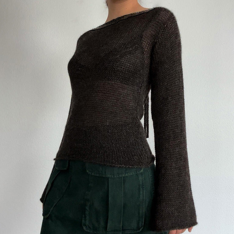 Lune London | Knitted sweater with bell sleeves and lace