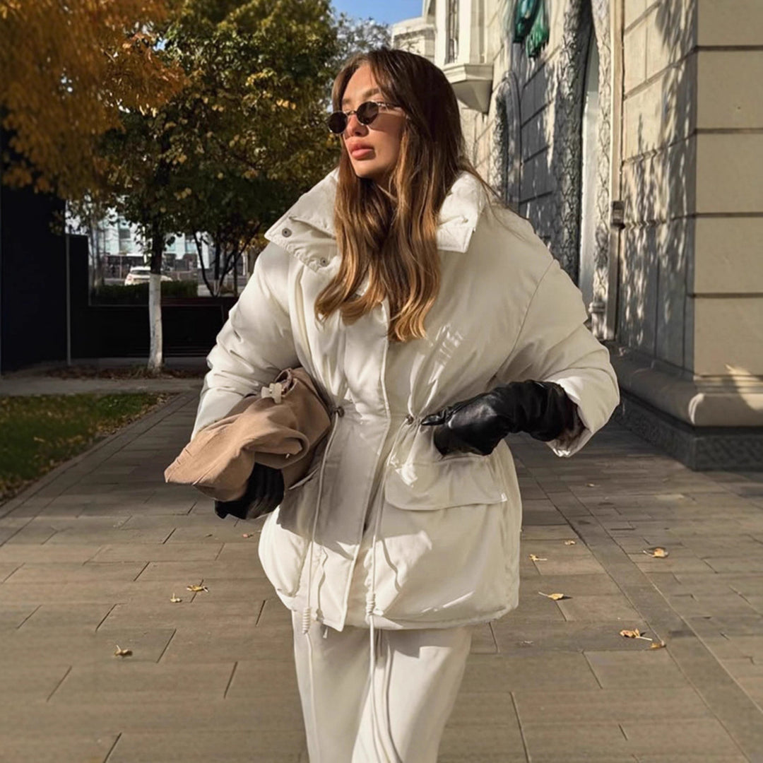 Doudoune d'hiver pour femmes avec col haut et ceinture à taille réglable Chic & Stil