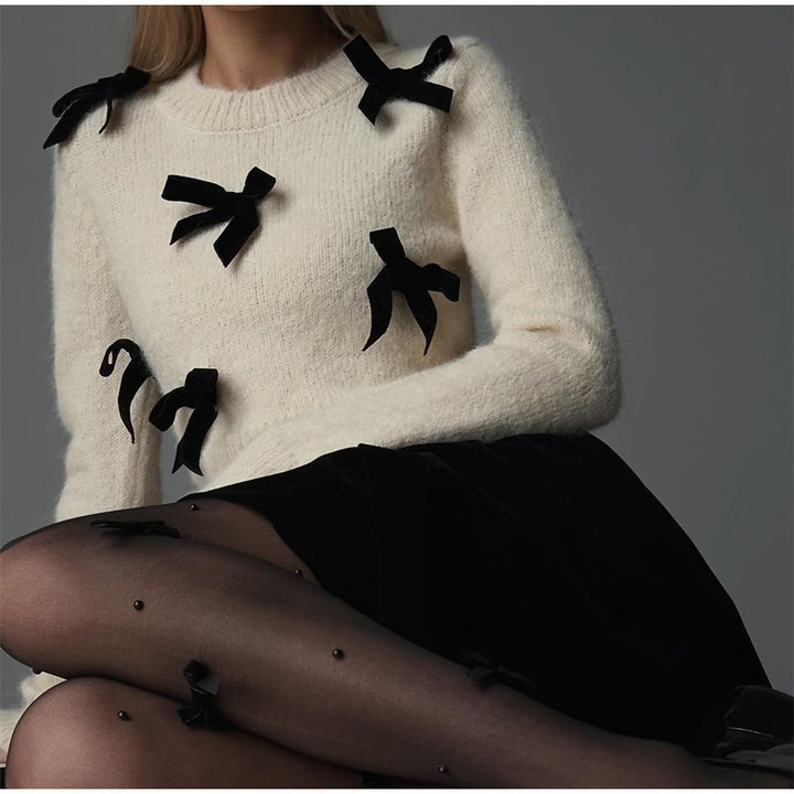 Knitted sweater for women with decorative knots Lune London