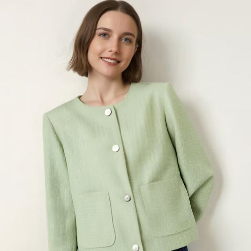 Short jacket for women with textured surface and large pockets Lune London
