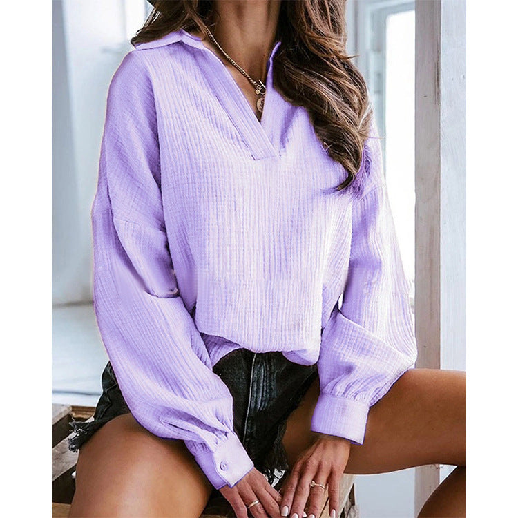 Casual women's blouse with V-neck and raglan sleeves Lune London