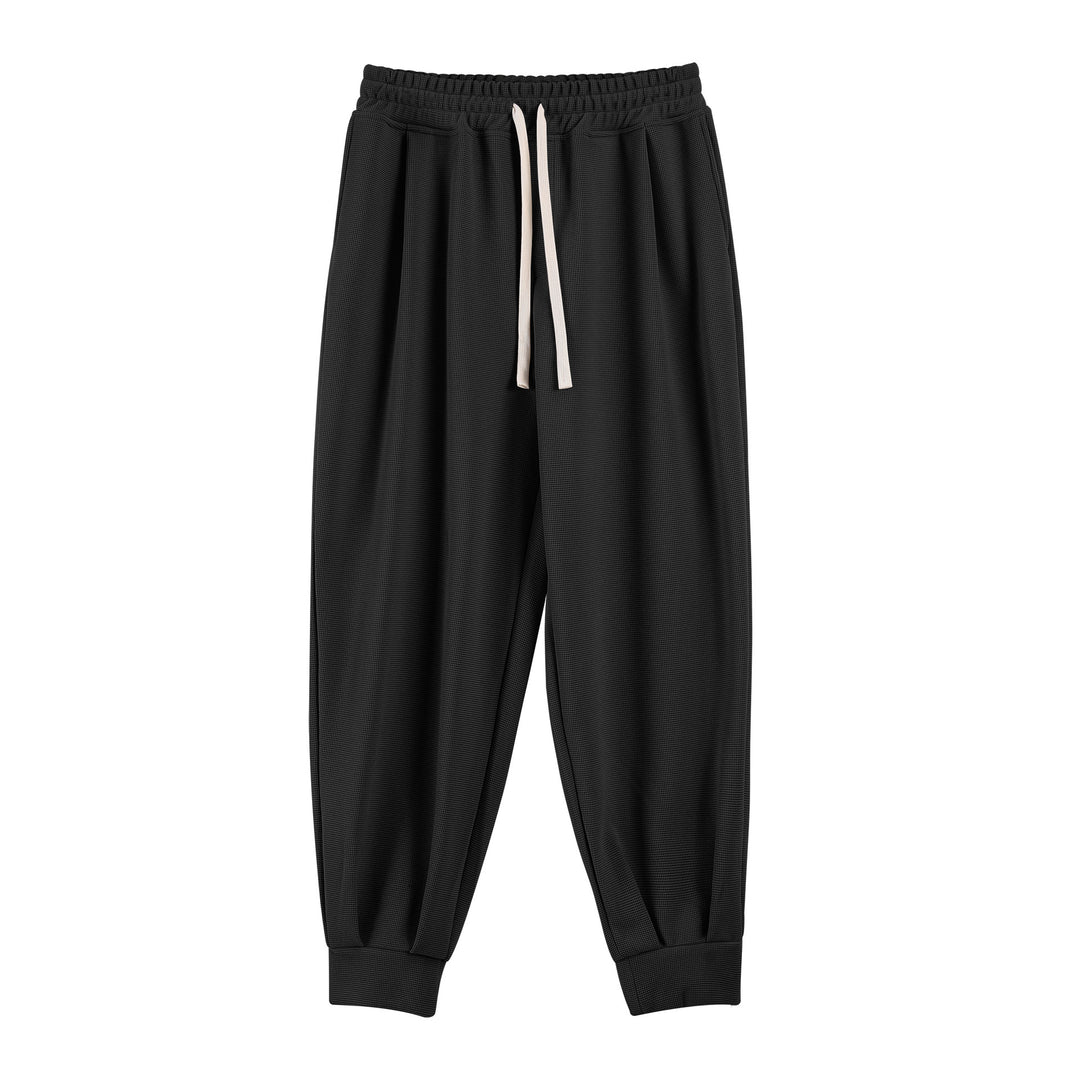 Casual men's jogging pants with elastic waistband and side pockets Lune London