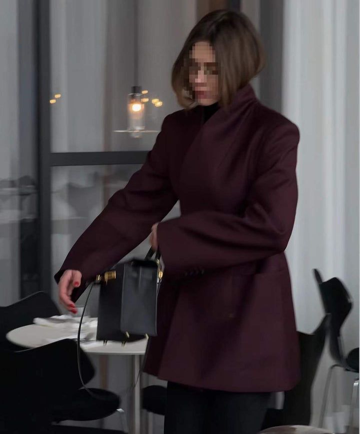 Ladies elegant blazer with waist belt and practical pockets Lune London