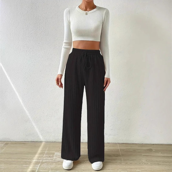 Comfortable lounge pants for women with elastic waistband and ribbed structure Lune London