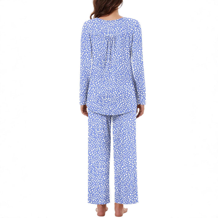 Women's pajama set made of soft fabric with practical pockets Lune London