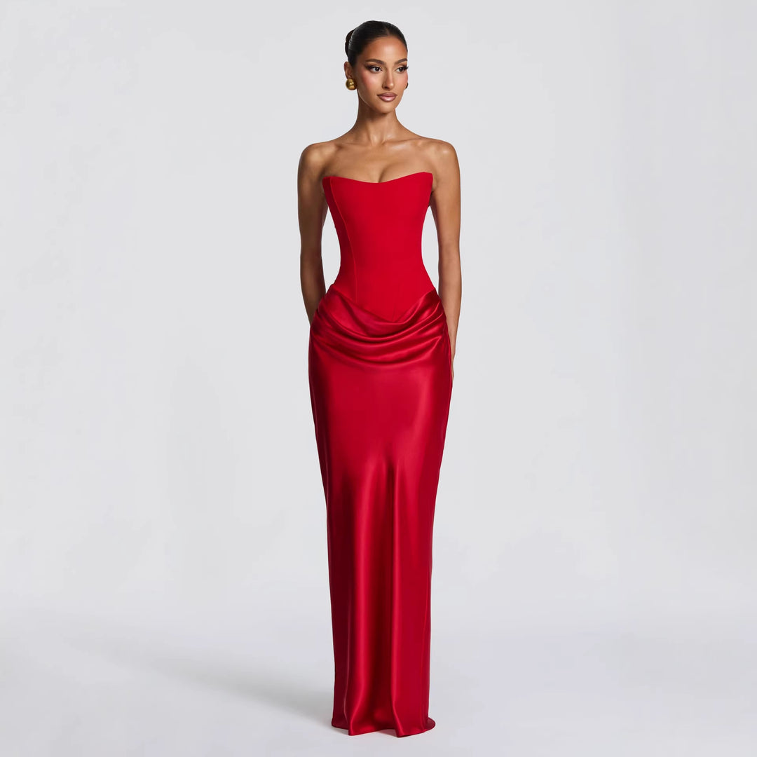 Women's evening dress with off-shoulder design and elegant slit Lune London