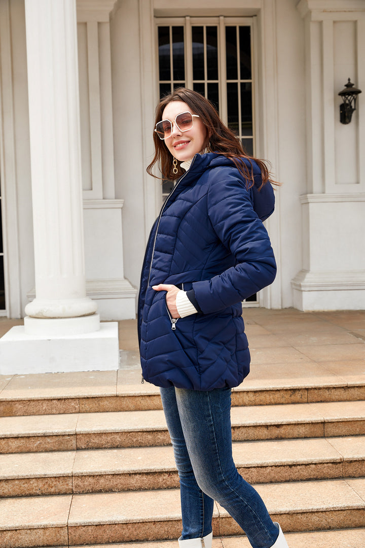 Women's quilted winter coat with soft lining and convenient zipper Lune London