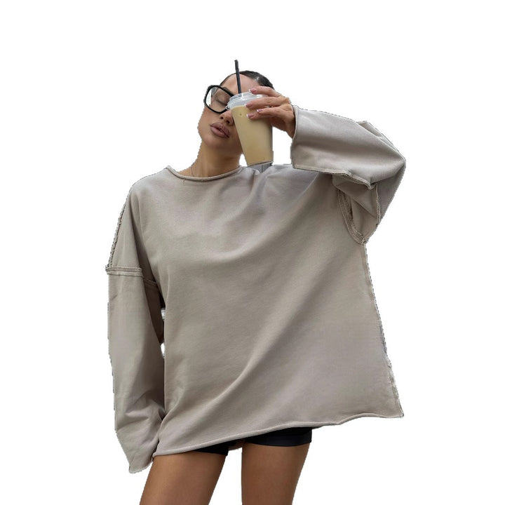 Oversized sweatshirt for women with a relaxed fit and ergonomic sleeves Lune London
