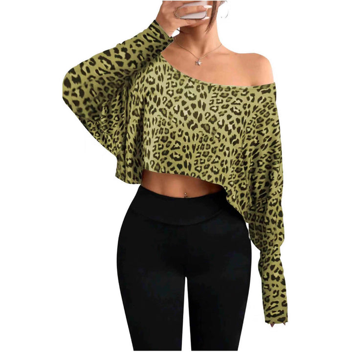 Cropped sweater for women with casual leopard print Lune London
