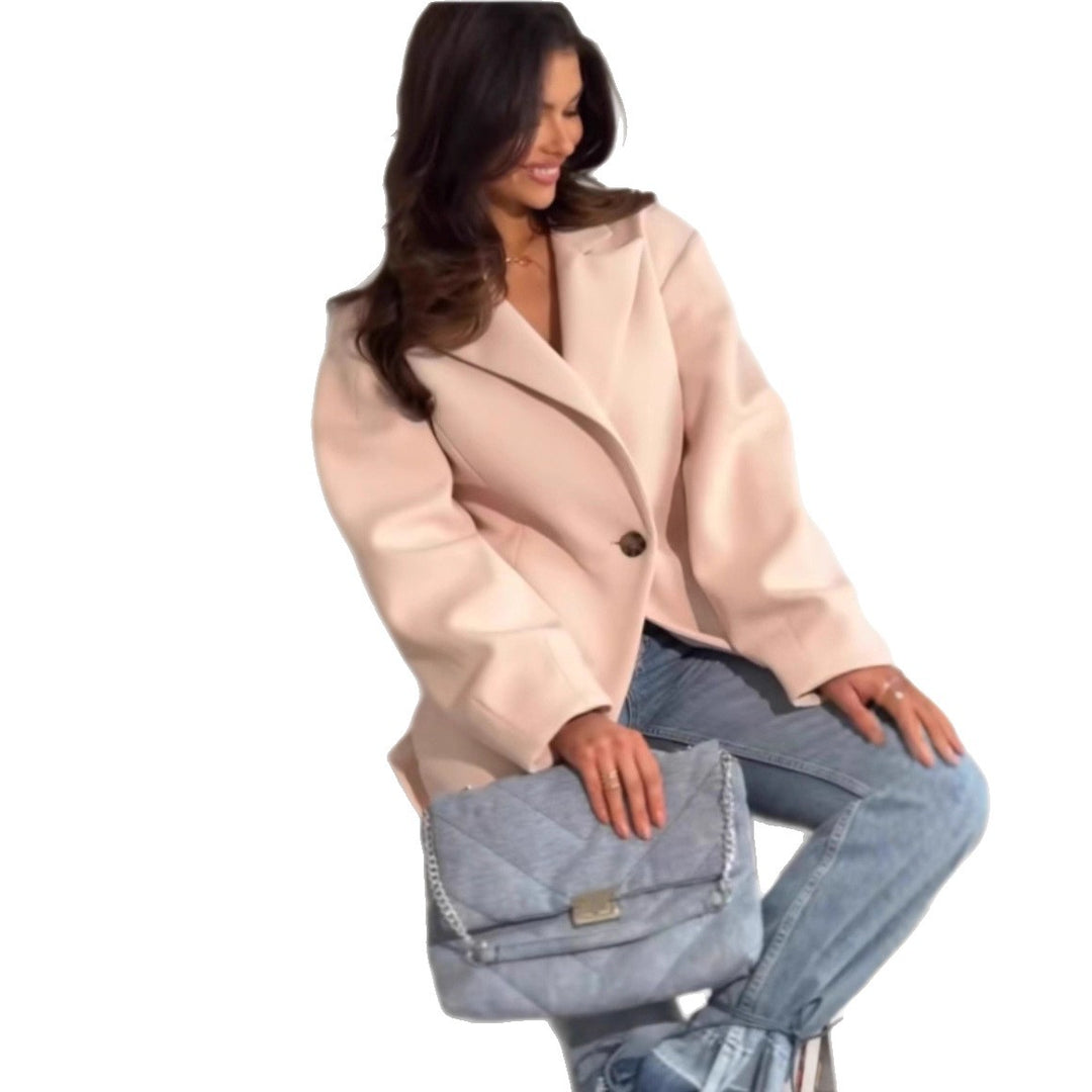 Oversized blazer jacket for women with an elegant cut and voluminous sleeves Lune London