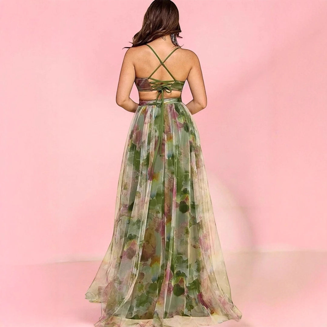 Airy maxi dress for women with colorful floral pattern and side cutout Chic & Stil