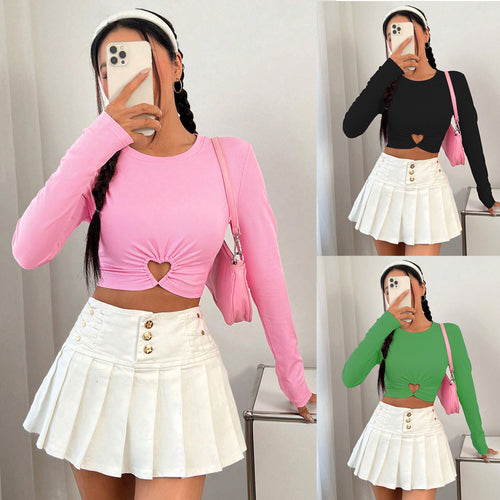 Femme à manches longues cropped avec encolure en cœur et drapé élégant Chic & Stil