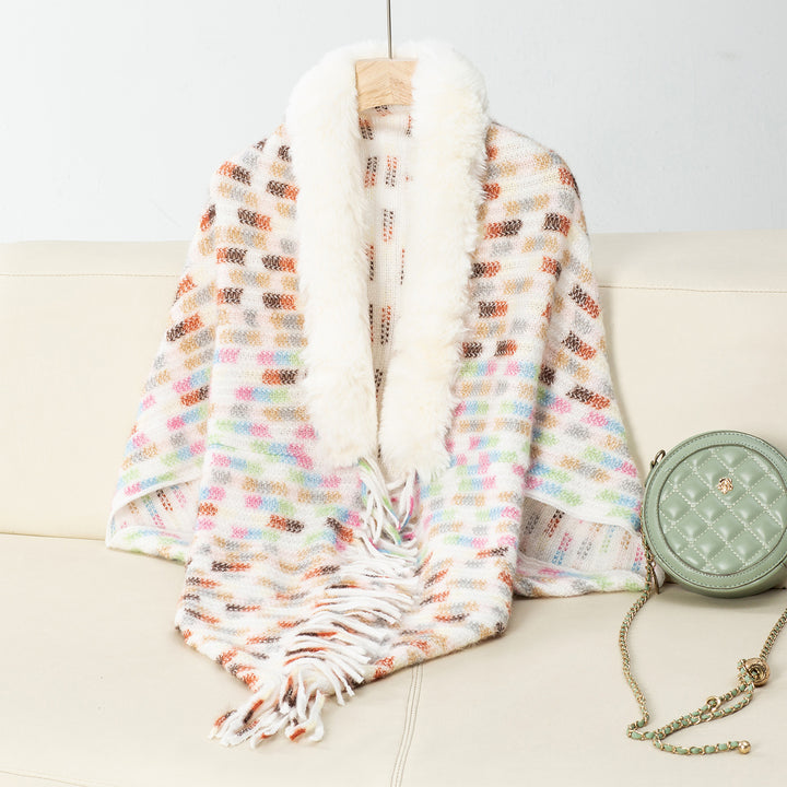 Women's elegant poncho with luxurious faux fur collar and fringes Lune London