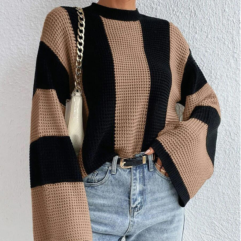 Ladies trendy sweater with structured honeycomb pattern and wide sleeves Lune London