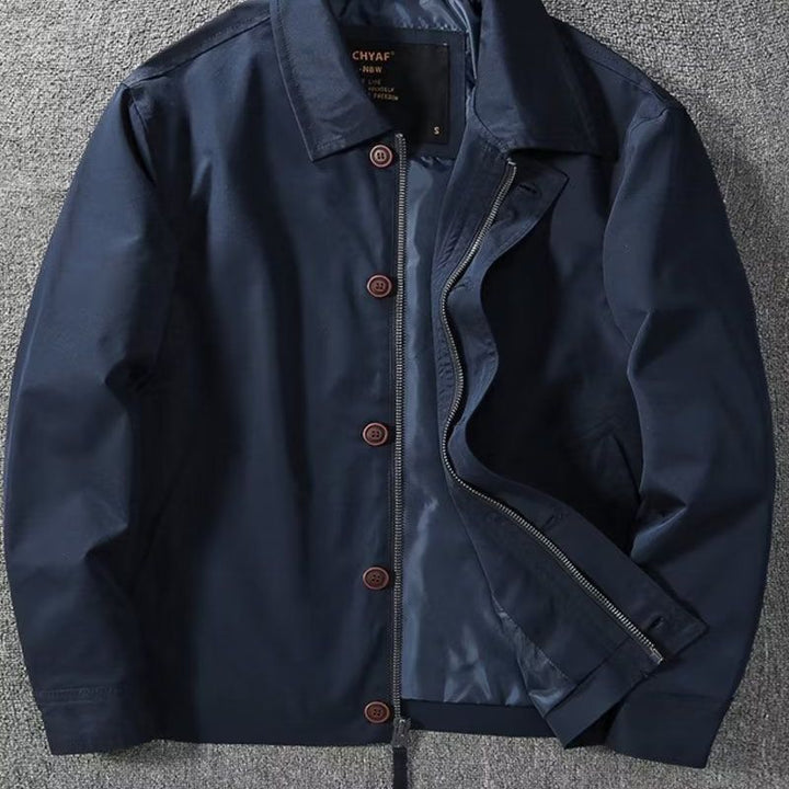 Fashionable men's transitional jacket with a versatile fit and practical pockets Lune London