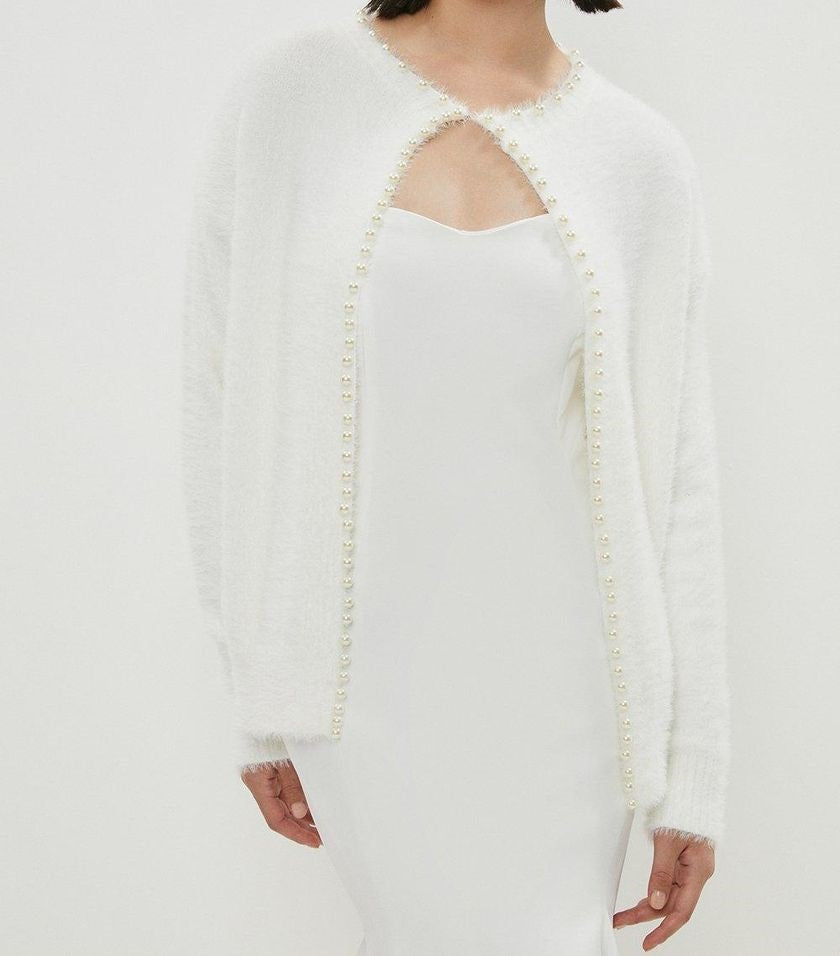 Ladies cozy pullover with pearl embellishment Lune London