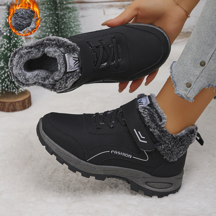 Women's Winter Boots with Warm Lining and Slip-Resistant Sole Lune London
