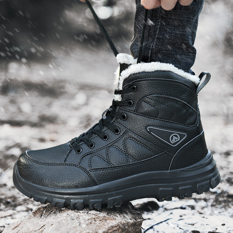Women’s winter boots padded with non-slip sole and insulating inner lining Lune London