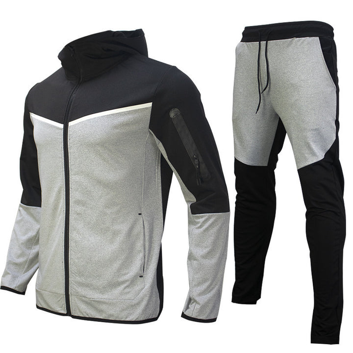 Men's sports set with practical zip pockets and breathable material Lune London