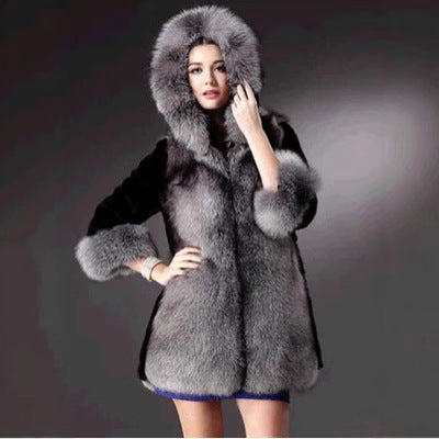 Ladies faux fur parka elegant and warm with hood Lune London